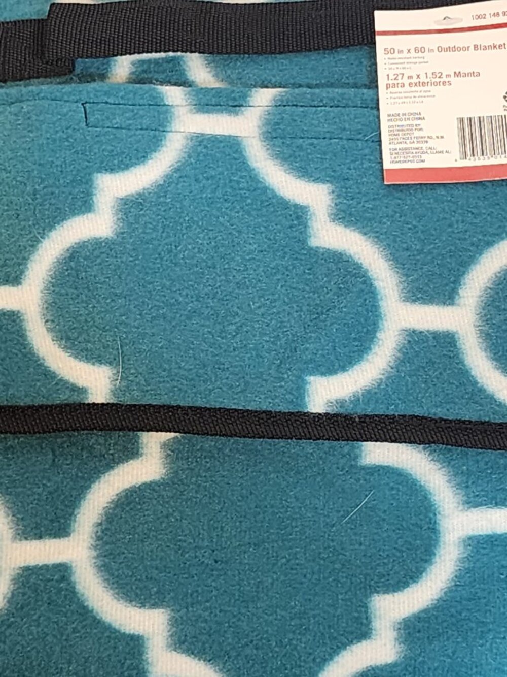 Home Depot Teal Lattice Pattern 50"x60" Water Resistant Backing Outdoor Blanket - Picture 4 of 16